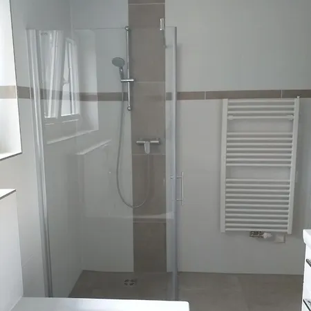 Coley Apartment *